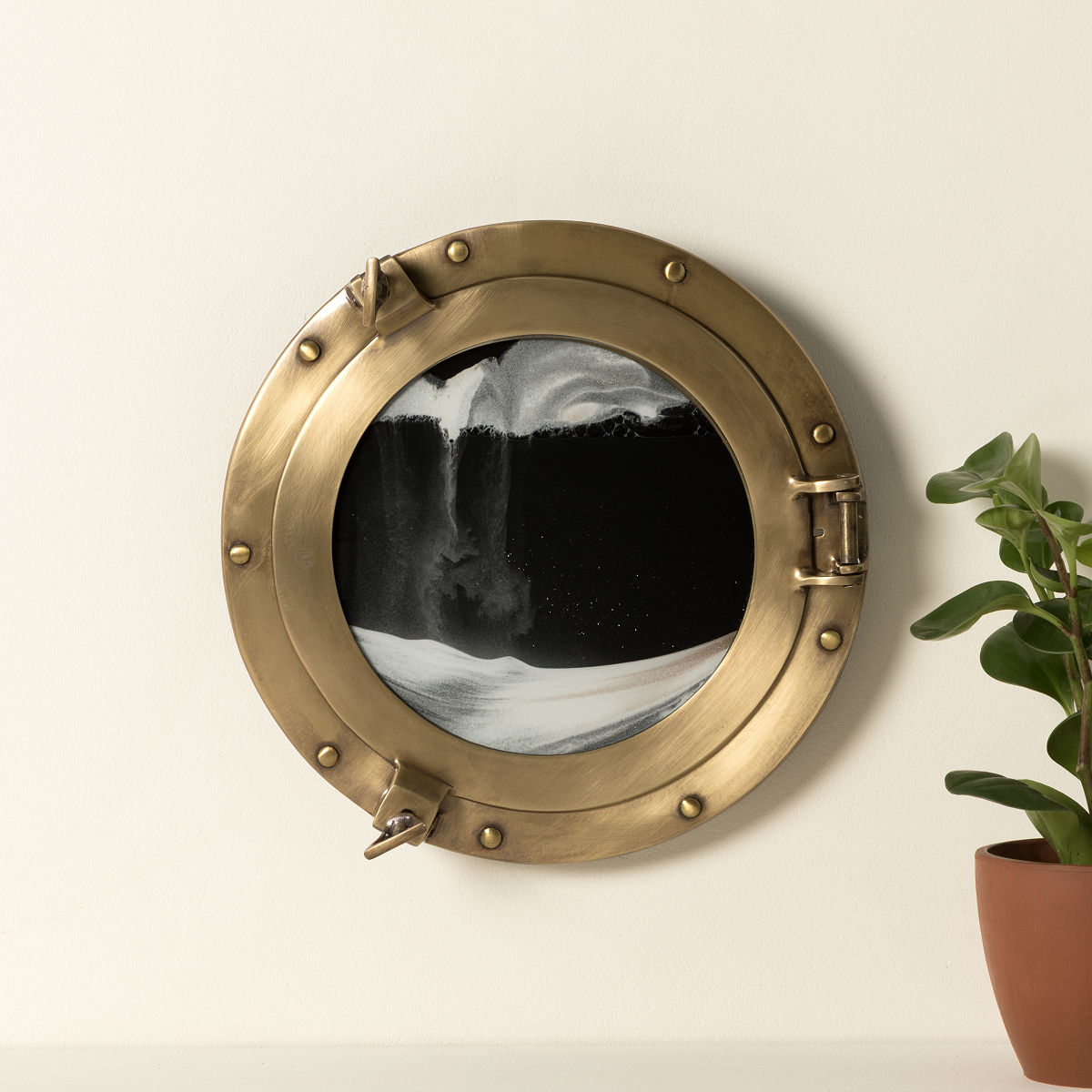 Ship Porthole Sand Art