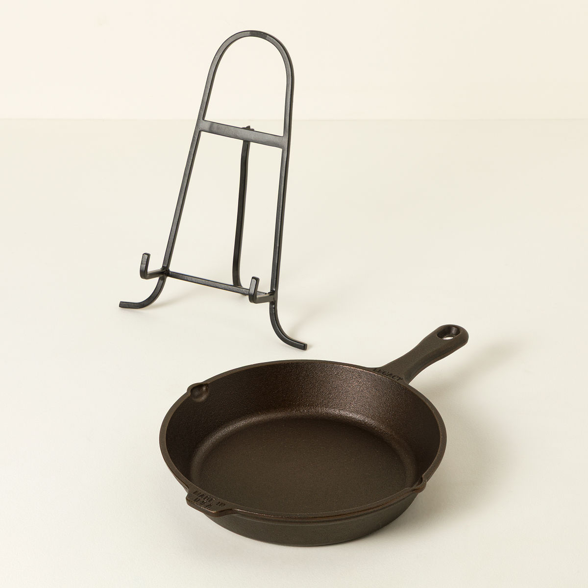 America 250 Cast Iron Pan - 10" Cast Iron Pan