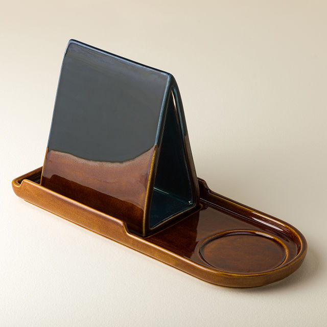 Ceramic Reader's Rest