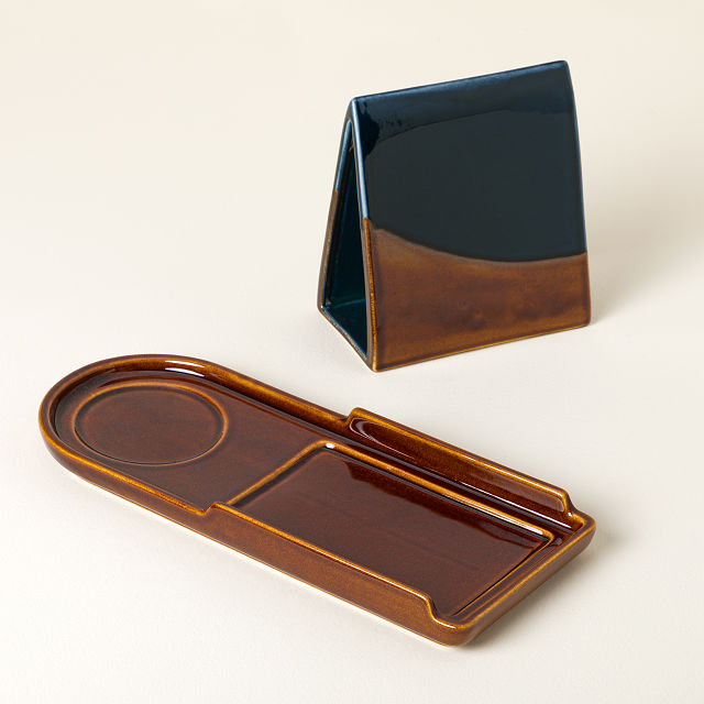 Ceramic Reader's Rest