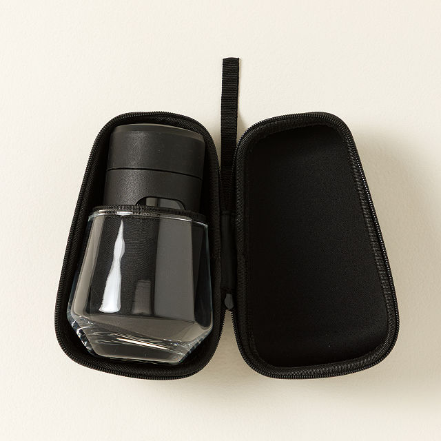 Whiskey Lover's Essential Travel Kit