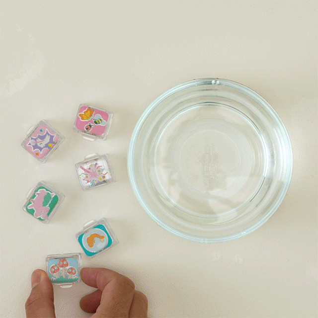 Glowing Princess Bath Time Buddy & Story Cubes