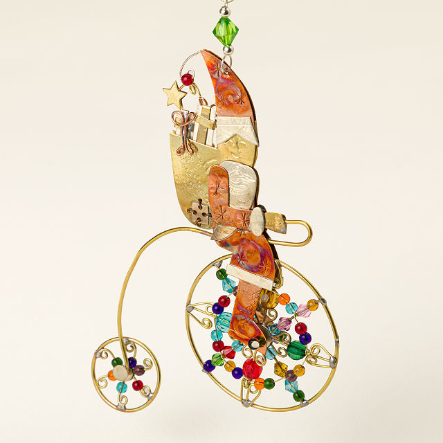 Santa Sighting Beaded Metal Ornaments