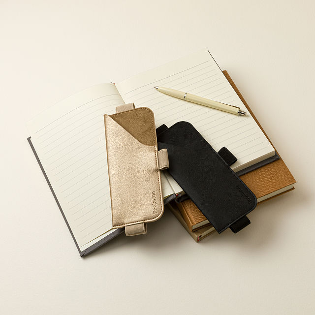 Reader's Keeper Eyeglass Holder