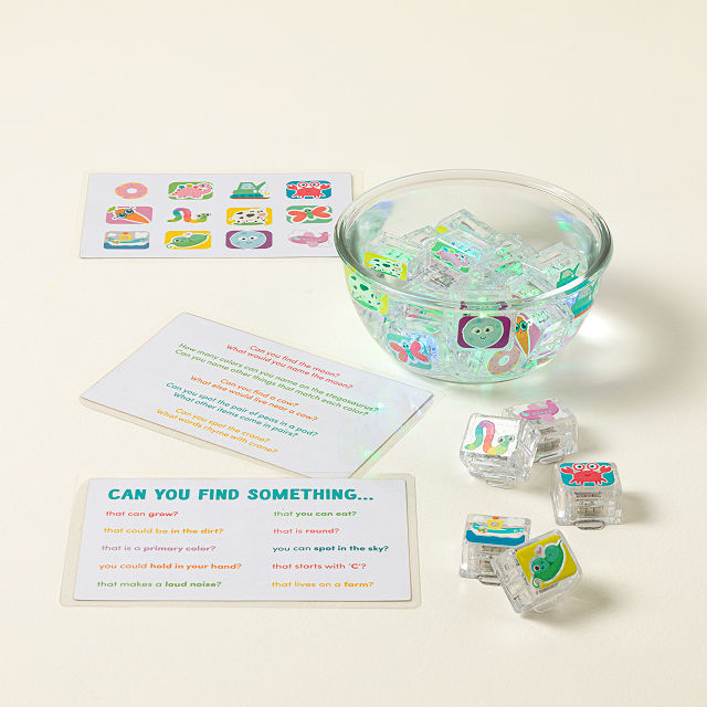 Find It Glowing Bath Cube Game