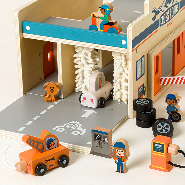 All-In-One Garage & Car Wash Play Set