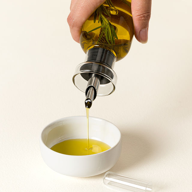 No Drip Oil & Vinegar Pourer