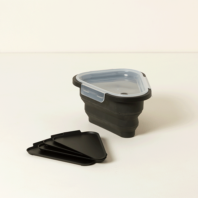 Slice-Saving Collapsible Pizza Container