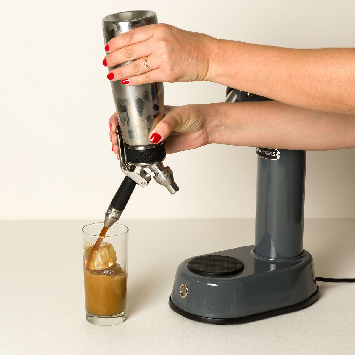 Cartridge-Free Nitro Cold Brew Machine