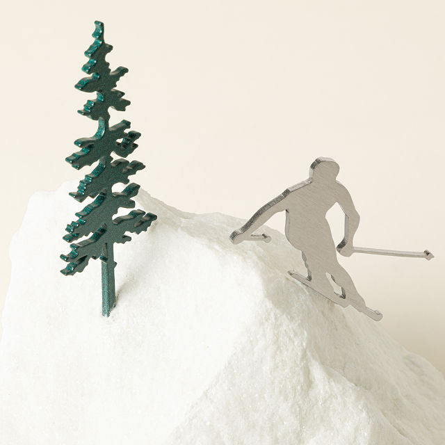 On the Rocks Adventure Sculpture
