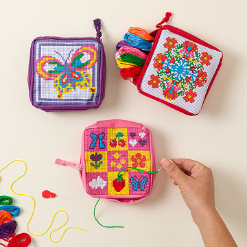 Beginner Needlepoint Pouch DIY Kit